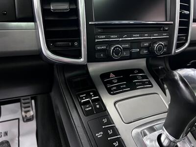 2016 Porsche Cayenne GTS   - Photo 54 - Grand Rapids, MI 49548