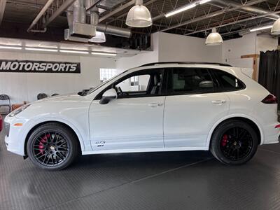 2016 Porsche Cayenne GTS   - Photo 12 - Grand Rapids, MI 49548