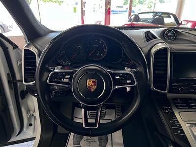 2016 Porsche Cayenne GTS   - Photo 38 - Grand Rapids, MI 49548