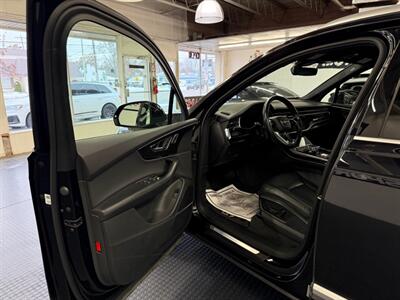 2021 Audi Q7 quattro Premium Plus 55 T   - Photo 15 - Grand Rapids, MI 49548