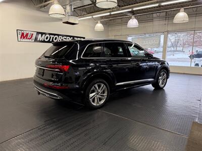 2021 Audi Q7 quattro Premium Plus 55 T   - Photo 10 - Grand Rapids, MI 49548