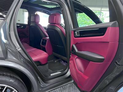 2019 Porsche Cayenne   - Photo 44 - Grand Rapids, MI 49548
