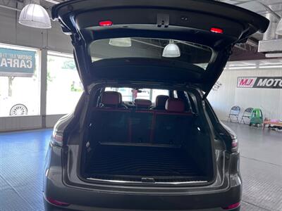 2019 Porsche Cayenne   - Photo 53 - Grand Rapids, MI 49548