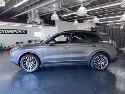 2019 Porsche Cayenne   - Photo 6 - Grand Rapids, MI 49548