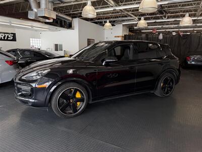 2019 Porsche Cayenne Turbo   - Photo 5 - Grand Rapids, MI 49548