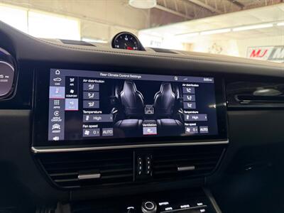 2019 Porsche Cayenne Turbo   - Photo 39 - Grand Rapids, MI 49548