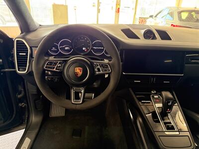 2019 Porsche Cayenne Turbo   - Photo 24 - Grand Rapids, MI 49548