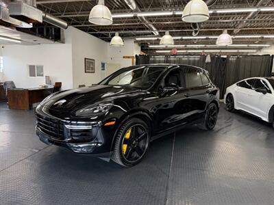 2018 Porsche Cayenne Turbo S   - Photo 5 - Grand Rapids, MI 49548
