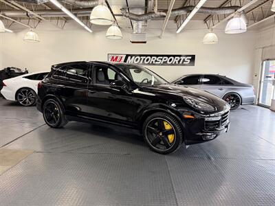 2018 Porsche Cayenne Turbo S   - Photo 1 - Grand Rapids, MI 49548