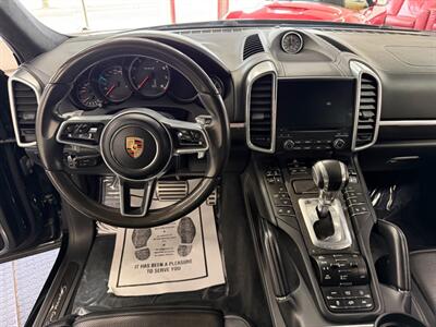 2018 Porsche Cayenne Turbo S   - Photo 29 - Grand Rapids, MI 49548