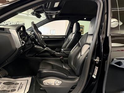2018 Porsche Cayenne Turbo S   - Photo 24 - Grand Rapids, MI 49548