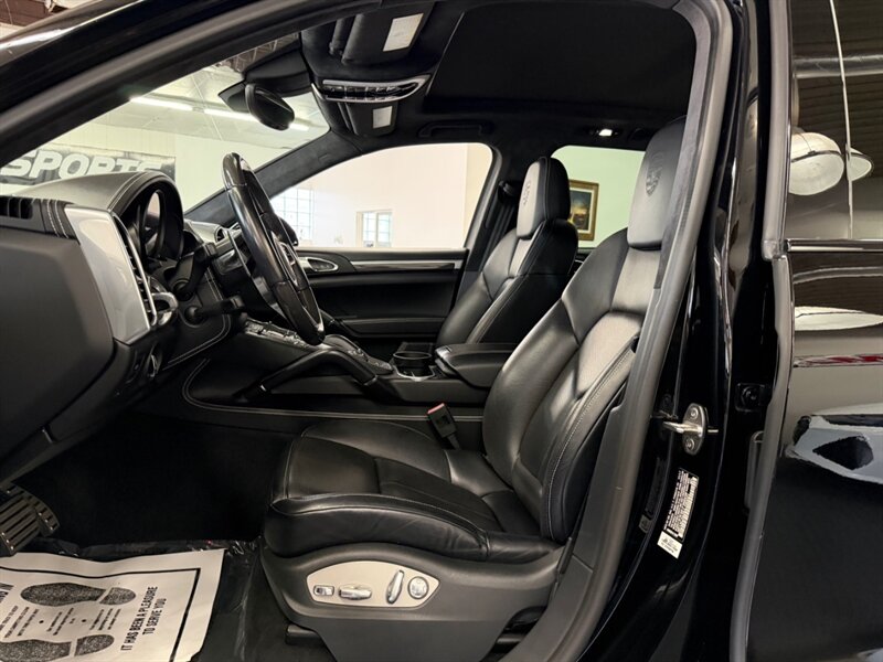 2018 Porsche Cayenne Turbo S photo 23