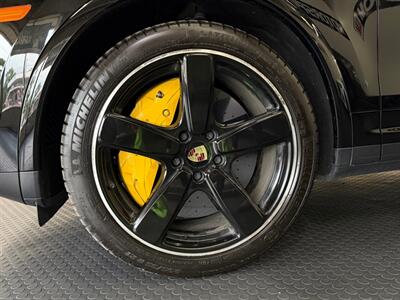 2018 Porsche Cayenne Turbo S   - Photo 17 - Grand Rapids, MI 49548