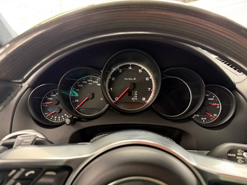 2018 Porsche Cayenne Turbo S photo 30
