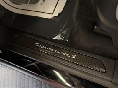2018 Porsche Cayenne Turbo S   - Photo 27 - Grand Rapids, MI 49548