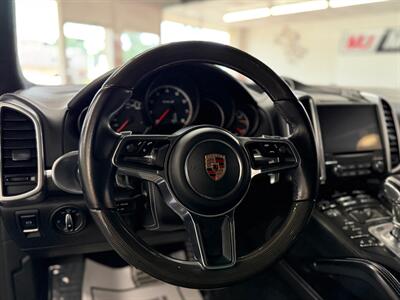 2018 Porsche Cayenne Turbo S   - Photo 30 - Grand Rapids, MI 49548