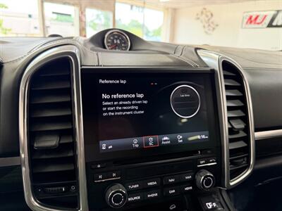 2018 Porsche Cayenne Turbo S   - Photo 37 - Grand Rapids, MI 49548