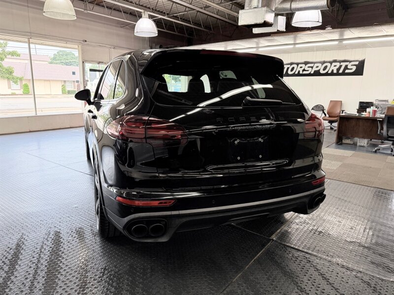 2018 Porsche Cayenne Turbo S photo 8