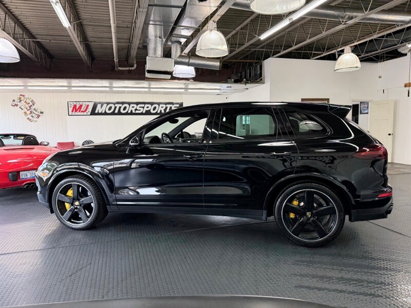 2018 Porsche Cayenne Turbo S photo 6