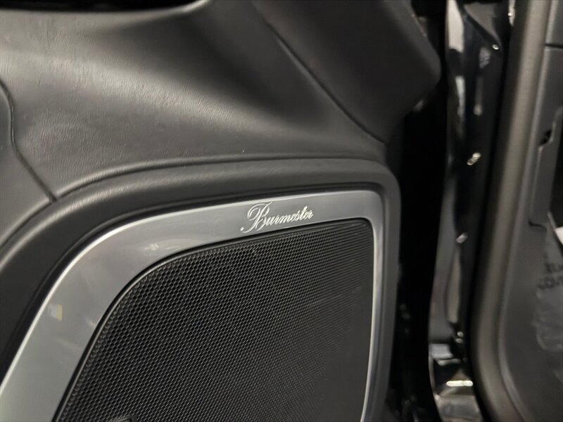 2018 Porsche Cayenne Turbo S photo 21