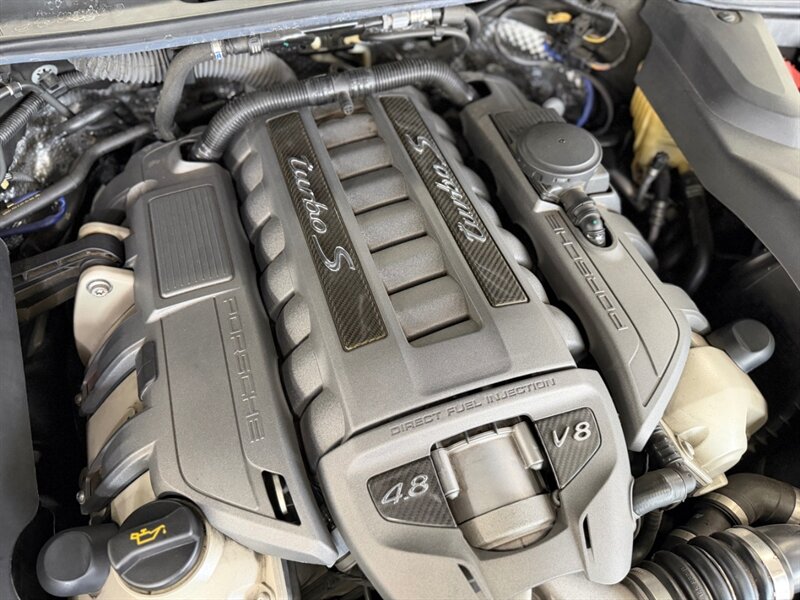 2018 Porsche Cayenne Turbo S photo 65