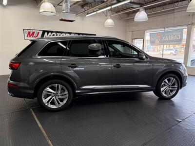 2021 Audi Q7 quattro Premium Plus 55 T - Photo 14 - Grand Rapids, MI 49548