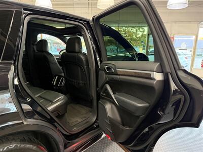 2014 Porsche Cayenne GTS   - Photo 48 - Grand Rapids, MI 49548