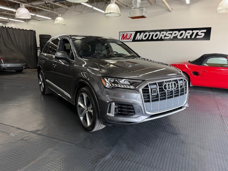 2021 Audi Q7 quattro Premium Plus 55 T   - Photo 1 - Grand Rapids, MI 49548