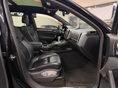 2016 Porsche Cayenne GTS   - Photo 40 - Grand Rapids, MI 49548