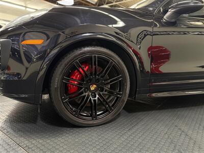 2016 Porsche Cayenne GTS   - Photo 17 - Grand Rapids, MI 49548