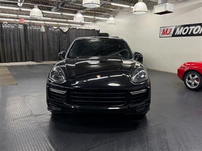 2016 Porsche Cayenne GTS   - Photo 3 - Grand Rapids, MI 49548