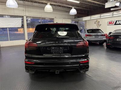 2016 Porsche Cayenne GTS   - Photo 10 - Grand Rapids, MI 49548