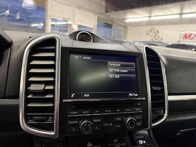 2016 Porsche Cayenne GTS   - Photo 33 - Grand Rapids, MI 49548