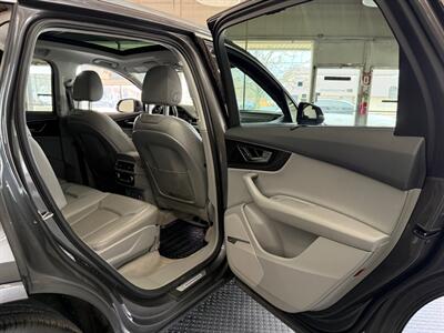 2019 Audi Q7 quattro Prestige 55 TFSI   - Photo 37 - Grand Rapids, MI 49548