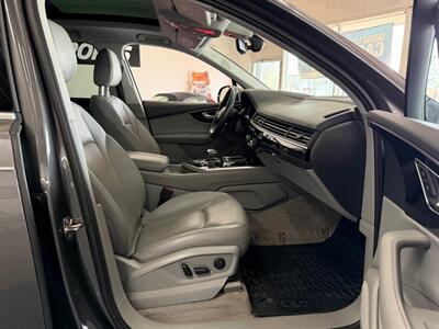 2019 Audi Q7 quattro Prestige 55 TFSI   - Photo 35 - Grand Rapids, MI 49548