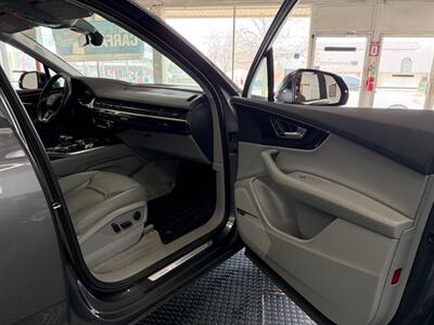2019 Audi Q7 quattro Prestige 55 TFSI   - Photo 33 - Grand Rapids, MI 49548