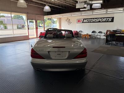 2004 Mercedes-Benz SL 500   - Photo 18 - Grand Rapids, MI 49548