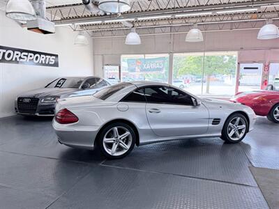 2004 Mercedes-Benz SL 500   - Photo 11 - Grand Rapids, MI 49548