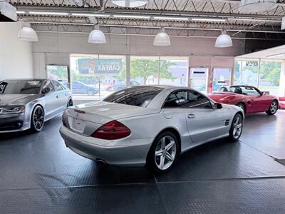 2004 Mercedes-Benz SL 500   - Photo 10 - Grand Rapids, MI 49548