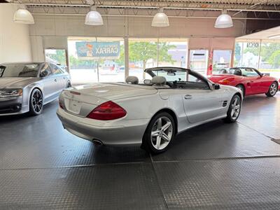 2004 Mercedes-Benz SL 500   - Photo 19 - Grand Rapids, MI 49548