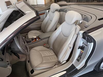 2004 Mercedes-Benz SL 500   - Photo 25 - Grand Rapids, MI 49548
