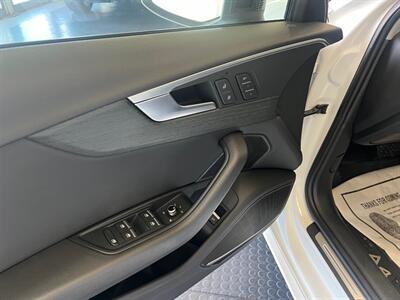2017 Audi A4 2.0T quattro Premium Plus   - Photo 23 - Grand Rapids, MI 49548