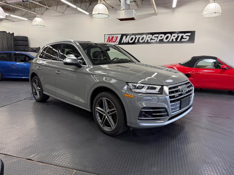 2019 Audi SQ5 Prestige's photo
