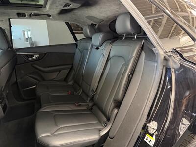 2019 Audi Q8 quattro Prestige 55 TFSI   - Photo 40 - Grand Rapids, MI 49548