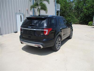 2016 Ford Explorer PLATINUM - Photo 4 - Santa Fe, TX 77510