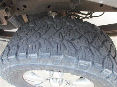 2012 Ford F-150 SUPERCREW XLT   - Photo 5 - Santa Fe, TX 77510