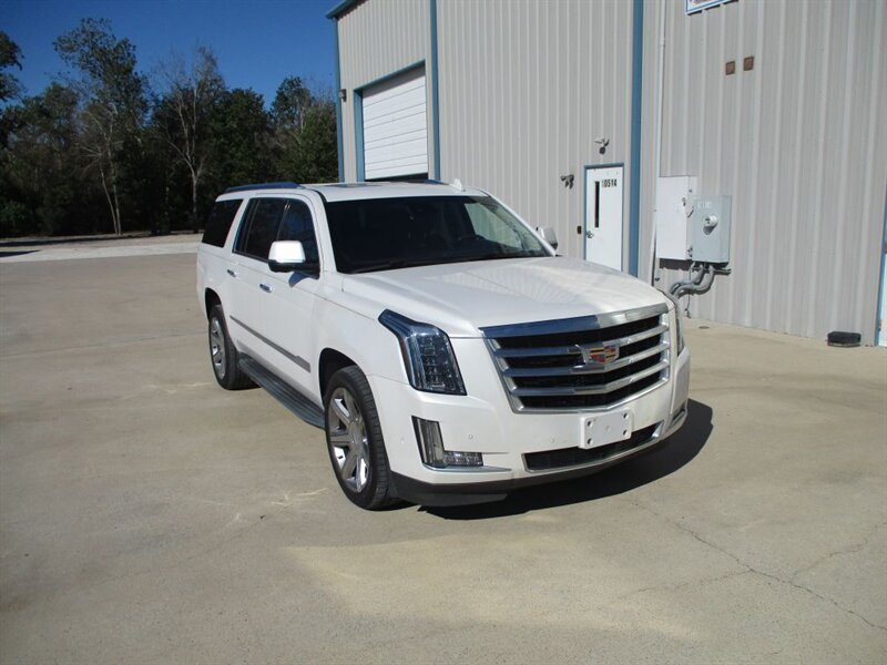 2017 Cadillac Escalade ESV ESV LUXURY  