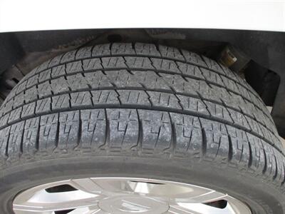 2017 Cadillac Escalade ESV ESV LUXURY   - Photo 5 - Santa Fe, TX 77510