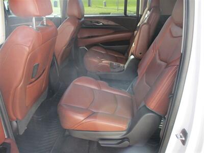 2017 Cadillac Escalade ESV ESV LUXURY   - Photo 14 - Santa Fe, TX 77510