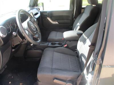2011 Jeep Wrangler SAHARA - Photo 7 - Santa Fe, TX 77510